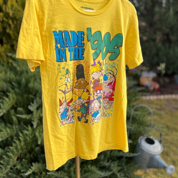 Mens (S) NICKELODEON MADE IN THE 90’s YELLOW TEE SHIRT - Picture 2 of 6